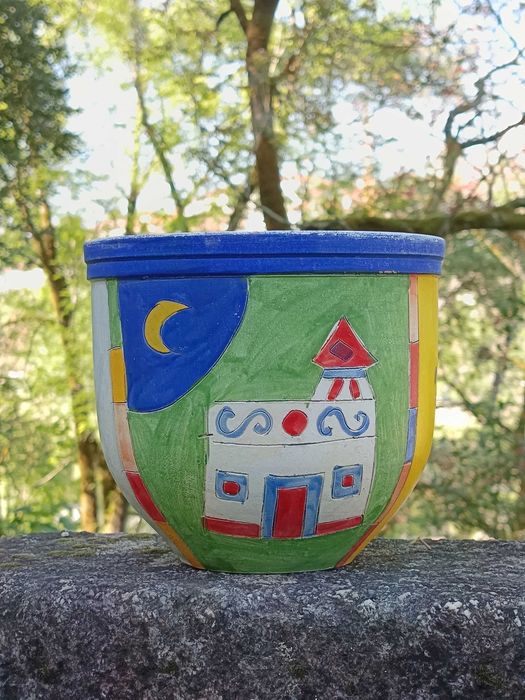 Vaso artesanal com motivos portugueses (pintado à mão)