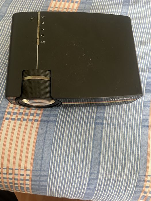 Проектор в гарному стані якісь хороша