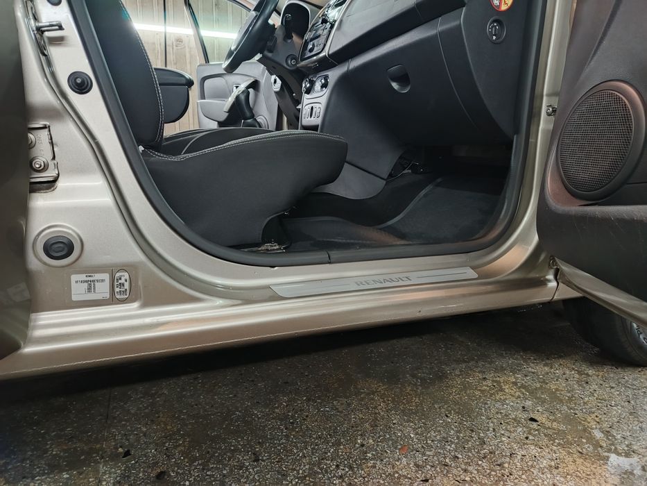 Рено логан 2013 рік