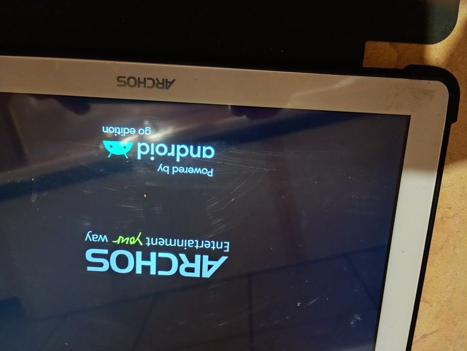 Tablet ARCHOS z androidem