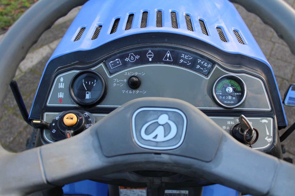 Traktor Japoński ISEKI 4x4 TPC 153 z glebogryzarką-stan perfekcyjny