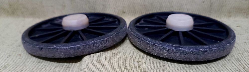 Колеса колесики пластмассовые