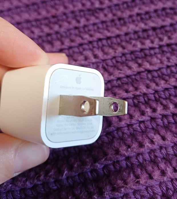 2 Adaptadores Apple Originais – US Power Adapter USB (A1385)