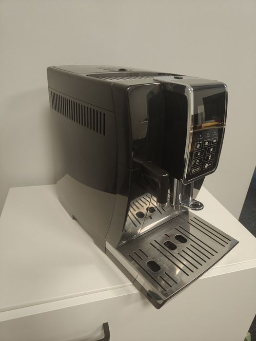 Ekspres DeLonghi Dinamica