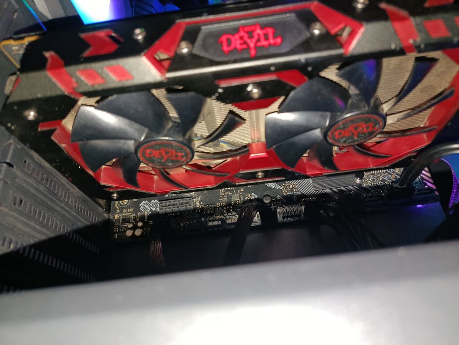Видеокарта RX 580 8 GB в исполнении Red Devil