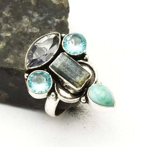 Pierścionek kamień naturalny
larimar, kyanit, topaz. Próba 925
