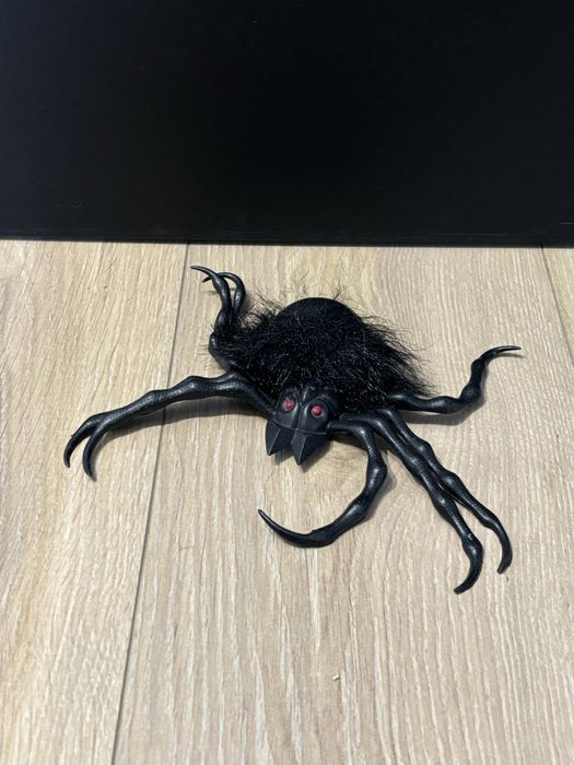 zabawka rekwizyt pajak