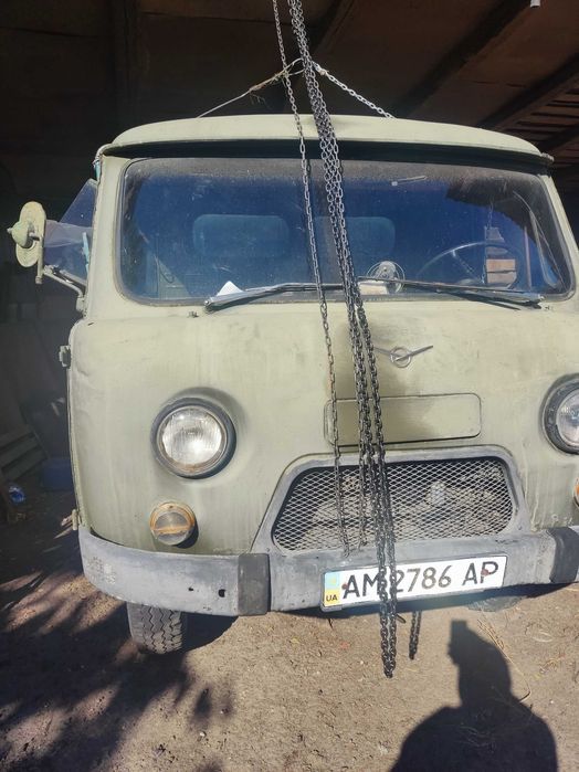 Бортовий УАЗ 3303