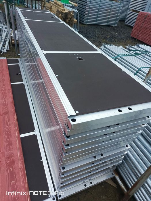 Rusztowanie ramowe elewacyjne  poznańskie nowe 6x6m