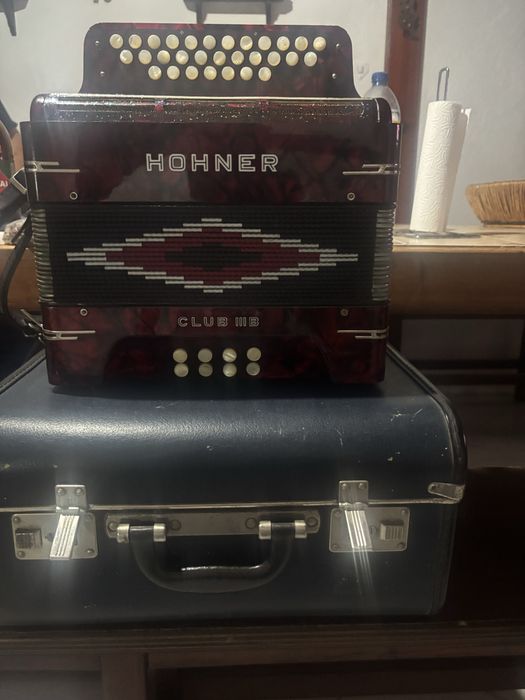 Concertina Hohner em Sol Do Fa