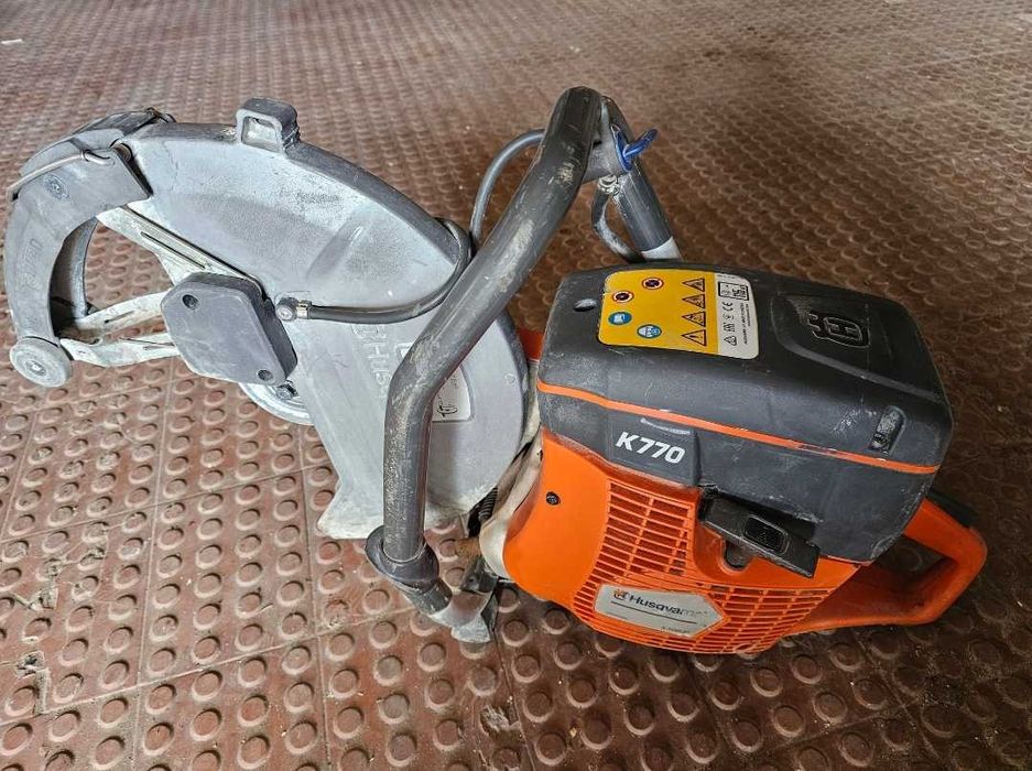 Cortador de Betão Asfalto a Gasolina STIHL TS 420  Husqvarna K770