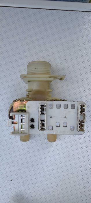 Siebe podwójny elektrozawór wody 230V/6W Bosch Siemens WFL1600PL