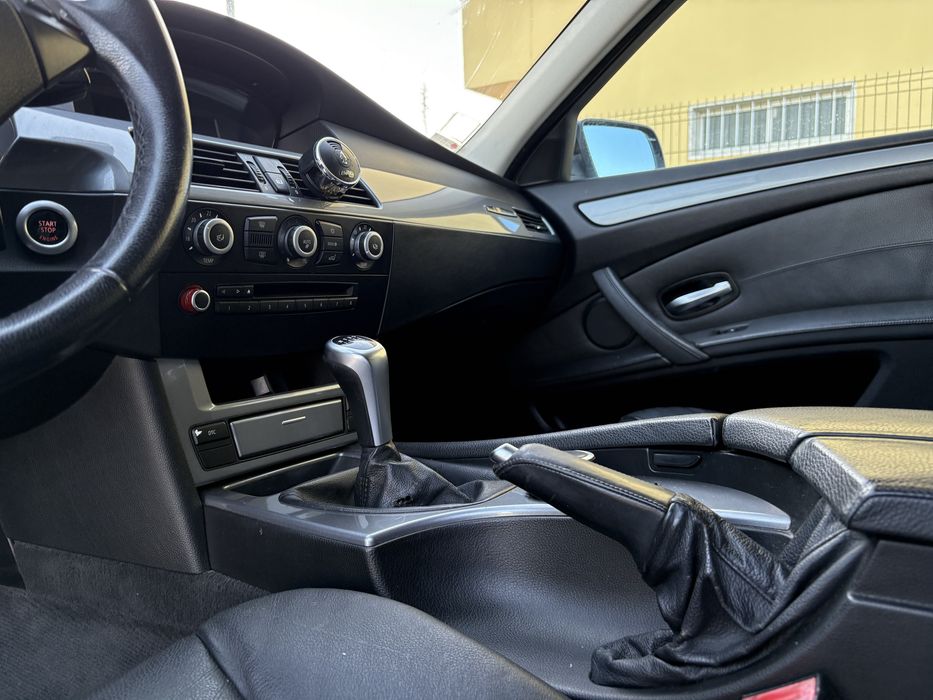 BMW-520D (E61). Carrinha Nacional