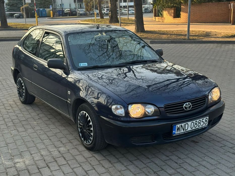 Toyota Corolla E11 2000r 1.9D Klimatyzacja Bez Rdzy