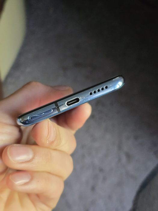 OnePlus 7t 8/128.