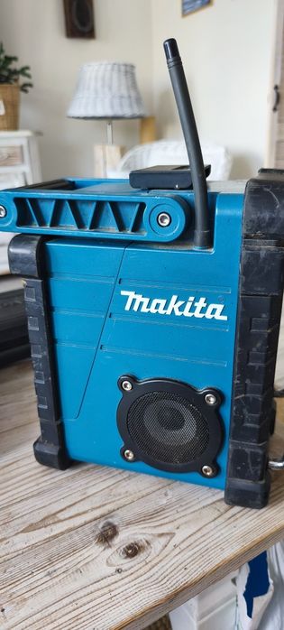 Radio Makita DMR 107