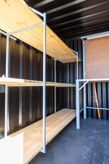 kontener narzędziowy, kontener magazynowy, kontener z elektryką, regał