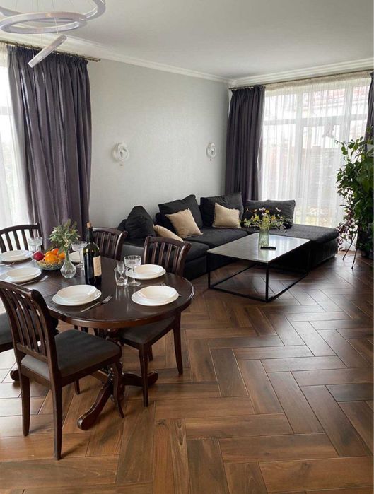 215 Уютный красивый дом у реки