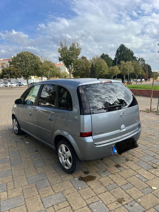Opel Meriva Gasoleo 2008 220.000km