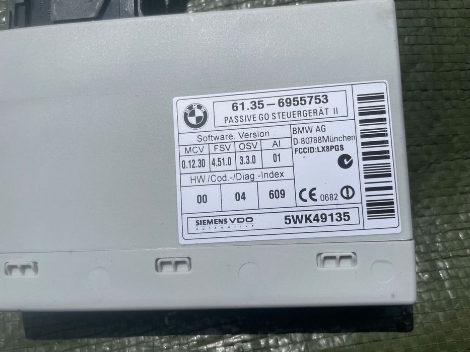 BMW 3 E90 E91 moduł bezkluczykowy Passive Go (KESSY)