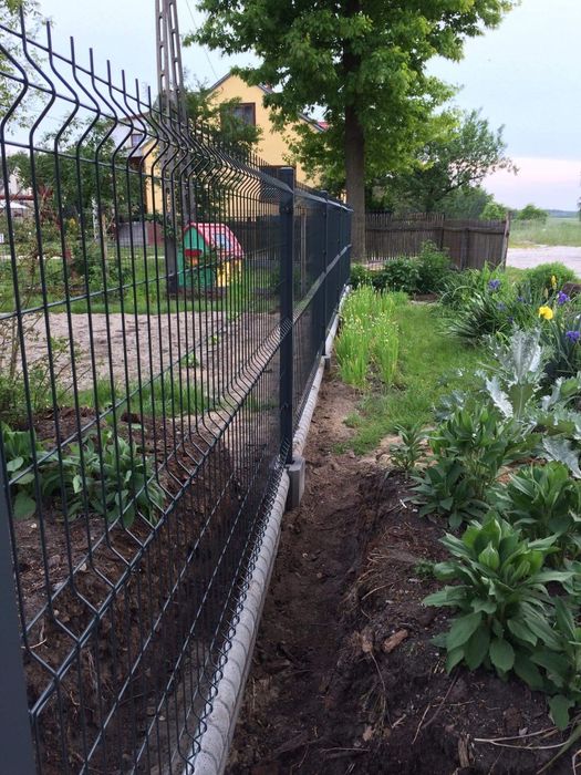 Stylowe bramy ogrodzenia balustrady