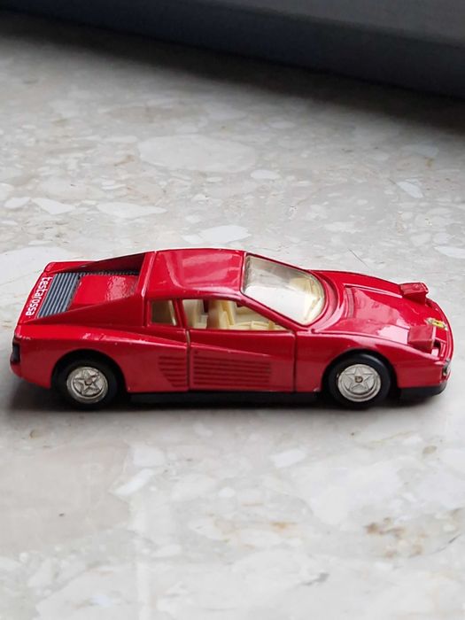 Ferrari Testarossa Red 1:39 MC Toy