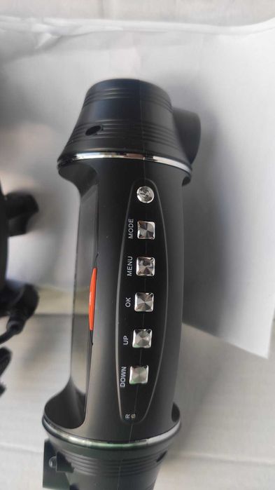 Автомобильный видеорегистратор с двумя камерами