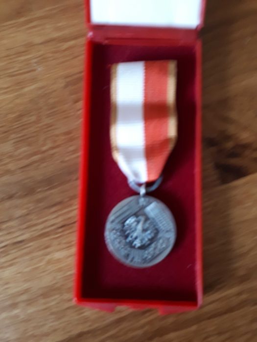 Medal Walka Praca Socjalizm 1984