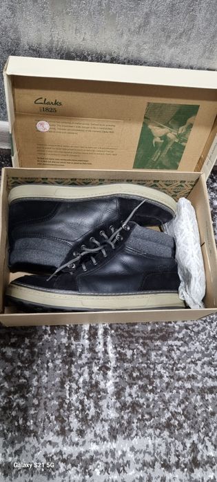 Чоловіче взуття Clarks