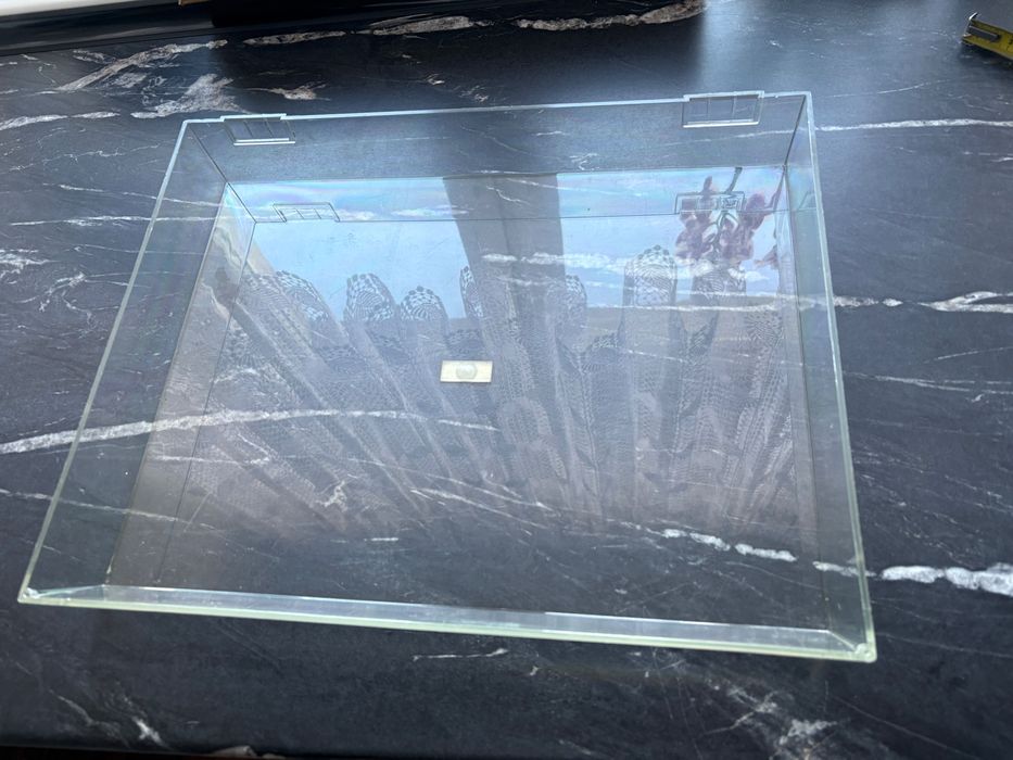 Obudowa górna gramofonu.Wym.41x32,5x6.