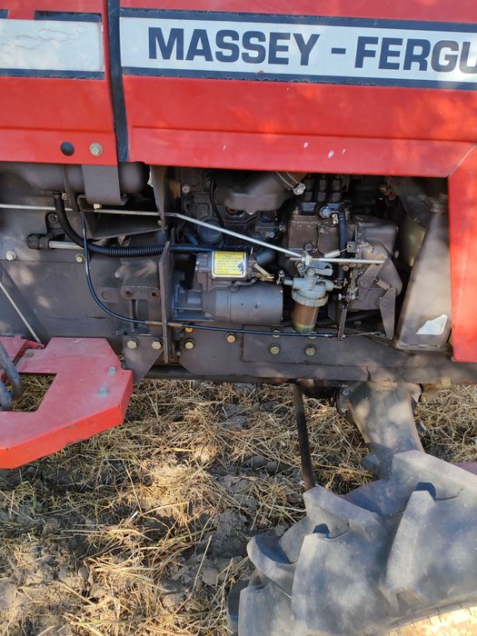 Tractor Massey Ferguson