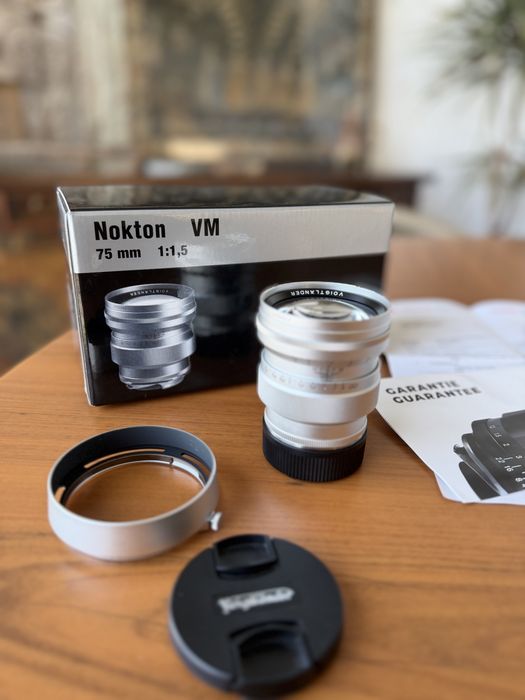 VOIGTLÄNDER VM Nokton 75mm f/1.5 (c/garantia)
