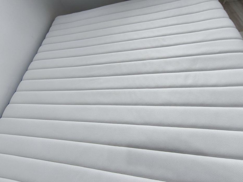 materac 160/200 cm.