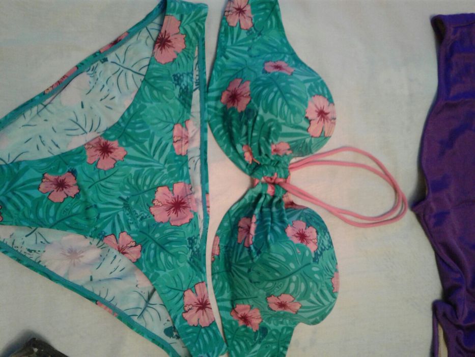 Купальники женские