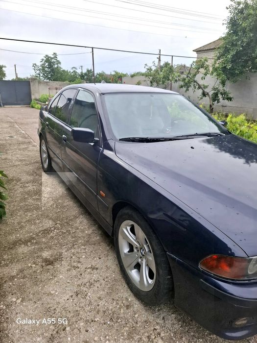 Авто Бмв е39 2.5 бензин