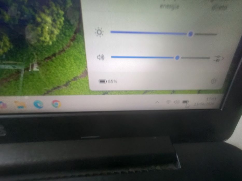 Portátil ASUS i7