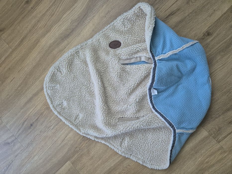 Śpiworek do wózka  jesienno zimowy Lodger