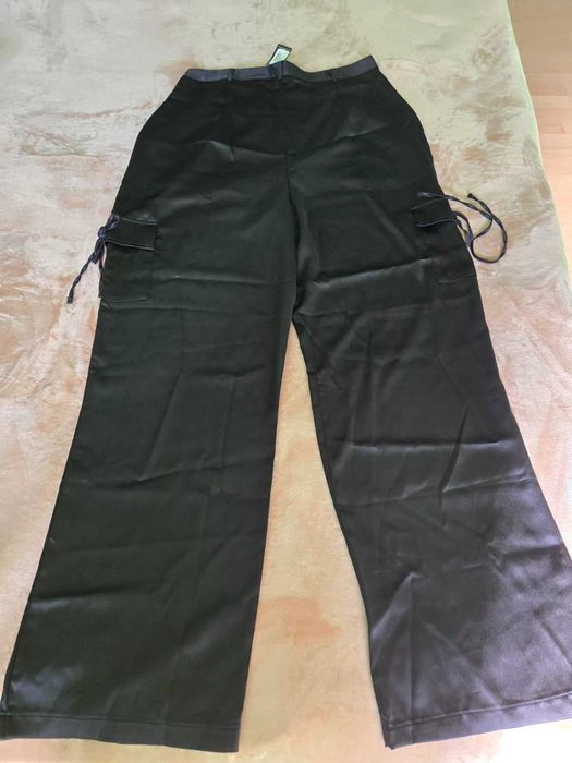 Атласні штани карго PLT, розм.50-52. Ціна 180 грн.