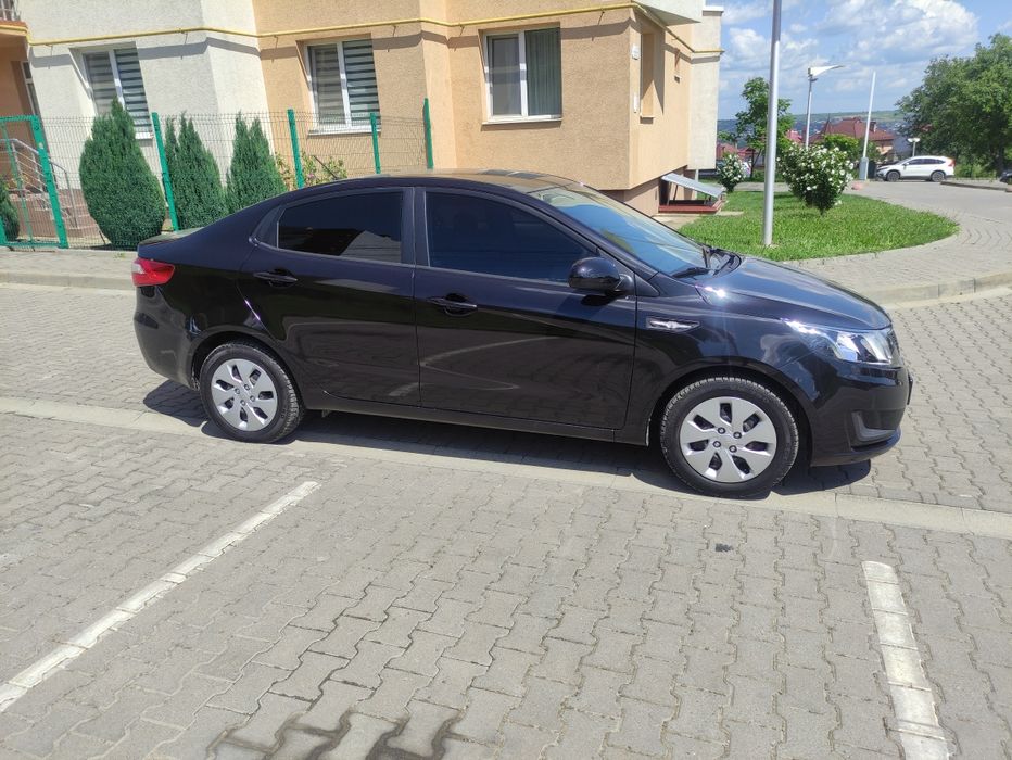 Кіа Ріо 2013року