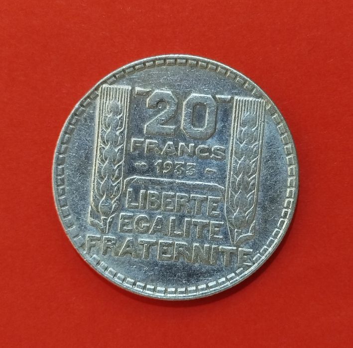 СРІБНА монета 20 франків 1933 р. 20 гр. Читати Опис!