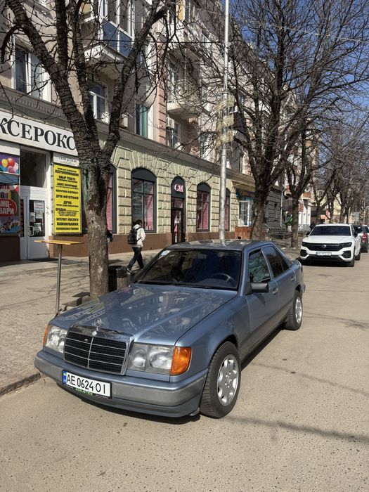 Mercedes E-class W124 переоформлення