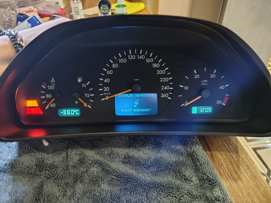 Приборка Мерседес w210 рест