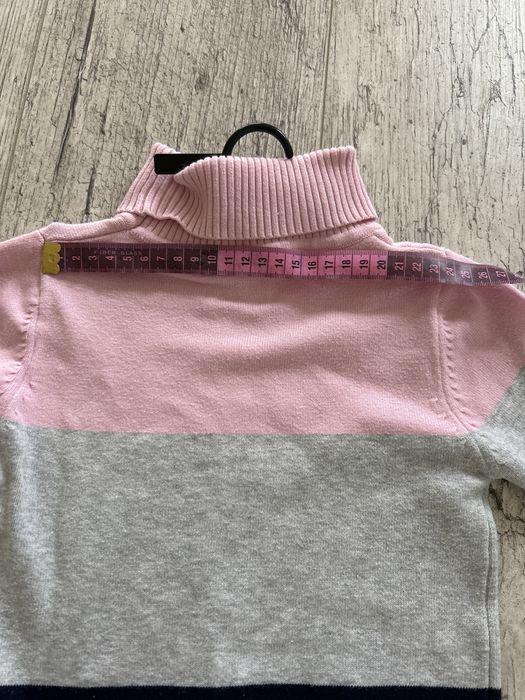 Кофтинка для дівчинки 98 см