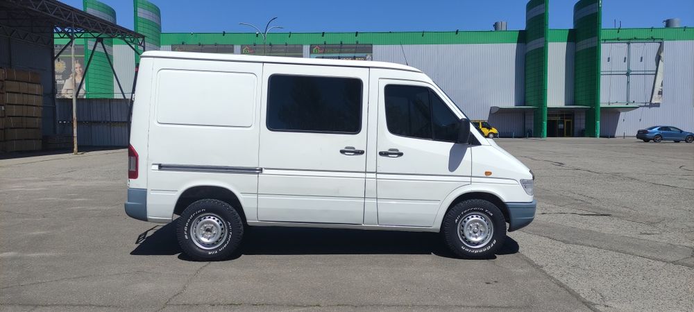 Mercedes Sprinter 2.3 Дизель Груз-Пасс