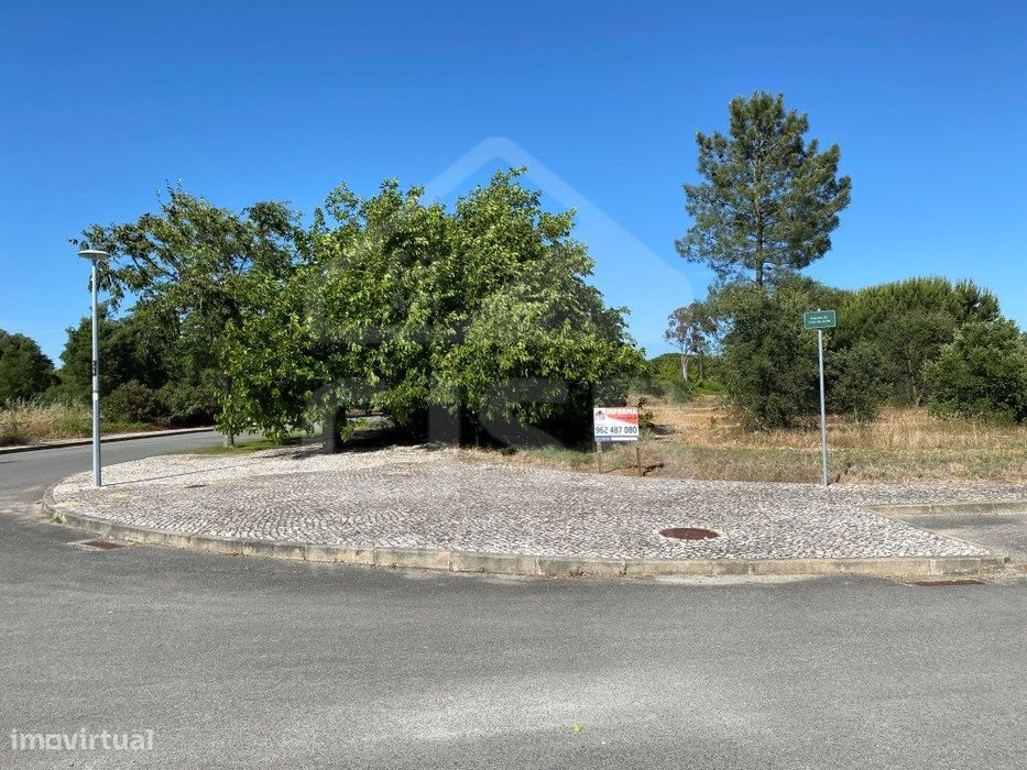 Terreno em Emprendimento Urbano com Golfe