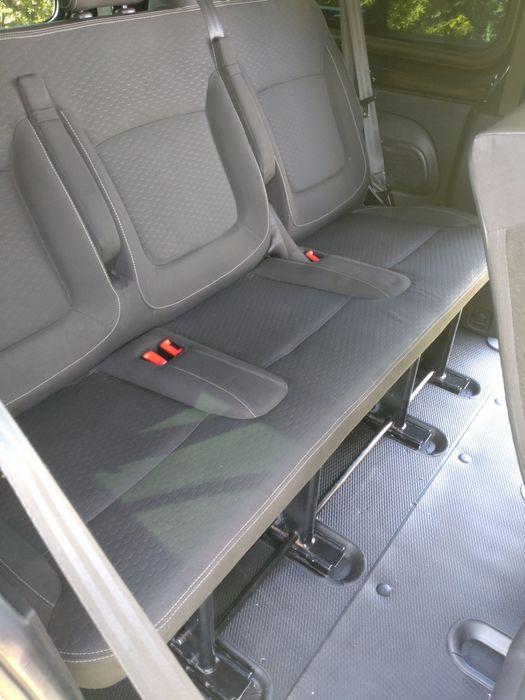 Opel Vivaro - Salon Polska, 9- osobowy, wersja Long, bezwypadkowy.
