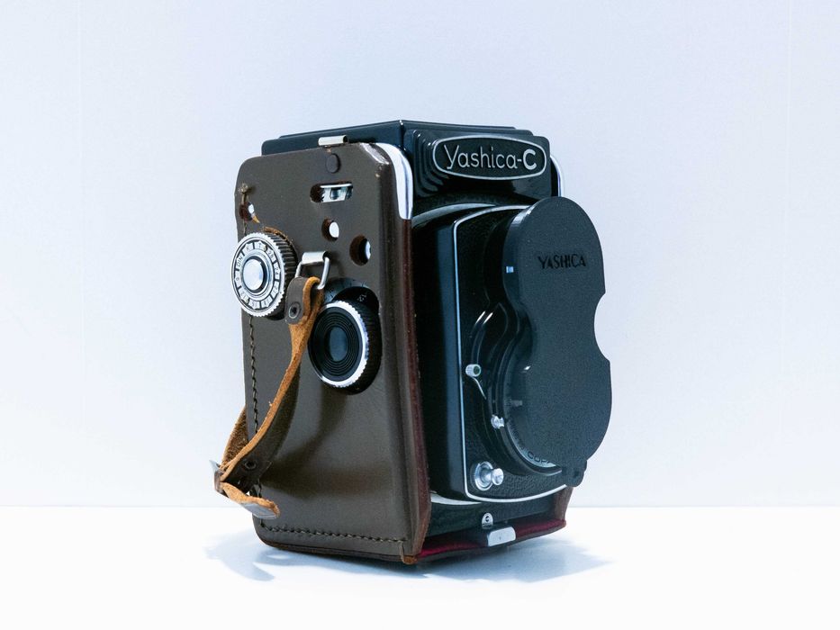 Câmara Analógica TLR Yashica C - Médio Formato
