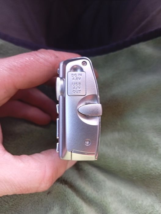 Продам Олимпус фотік.