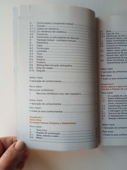 Livro de apoio escolar, Português, de Alice Amaro, 12º ano