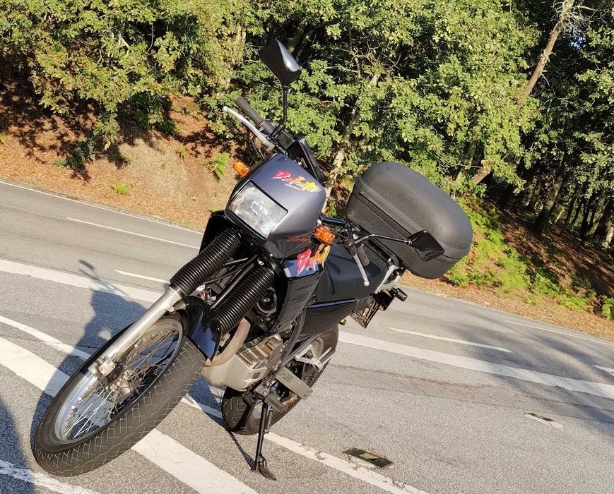 Honda NX 250 Dominator